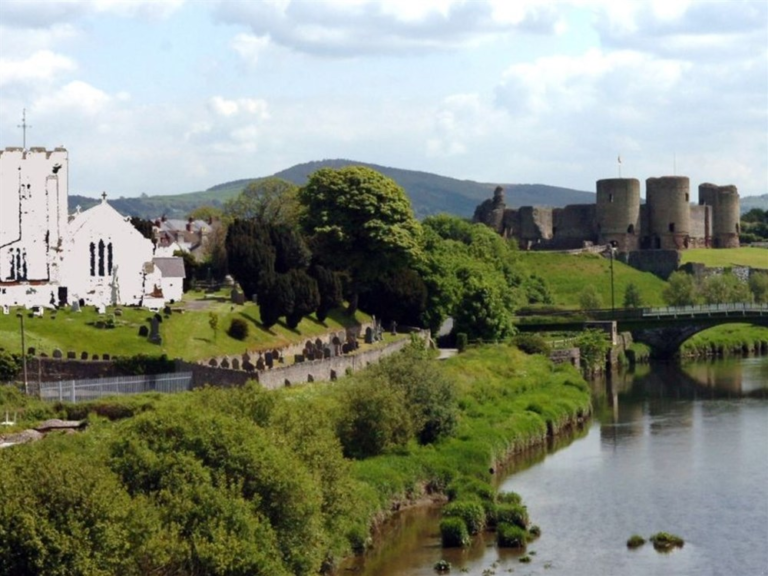 https://www.lloydscaravans.co.uk/Park/Pleasant-View-Holiday-Park-Rhuddlan-Nr-Rhyl_301/